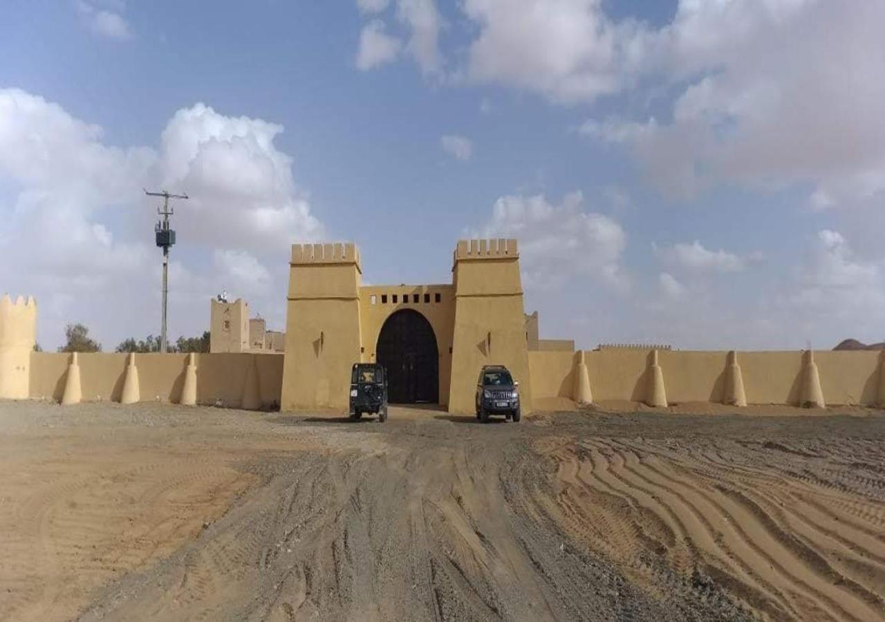 Kasr Tin Hinane Hotell Merzouga Eksteriør bilde
